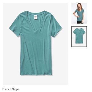 PINK Victoria’s Secret Perfect V-neck Tee